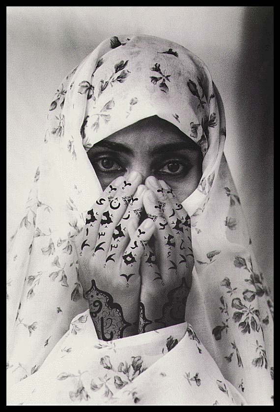 Shirin Neshat Iranian Visual Artist Magazine Islamic Arts Magazine 