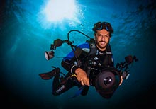 Hamdan Photography Award Organises Underwater Photography Workshop at Atlantis Aquarium